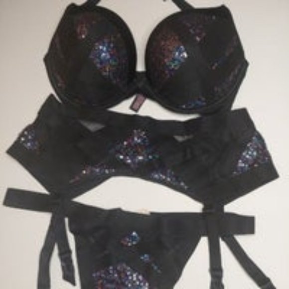 4 Pc Victoria's Secret Limited Edition Fashion Show Sequin Lingerie  set - Picture 2 of 10